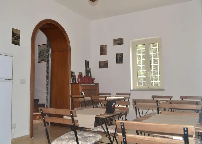 Guest house Le Streghe Di 3*