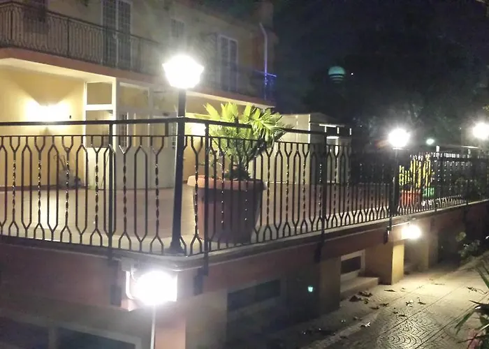 Guest house Le Streghe Di 3*